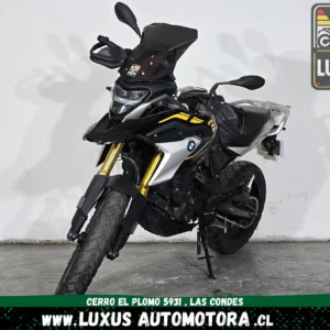 Alternative view of BMW G310 GS 2022