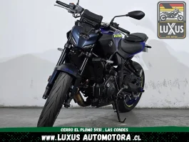 Alternative view of Yamaha MT-07 2026
