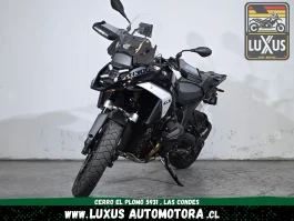 Alternative view of BMW R1300 GS II 2025