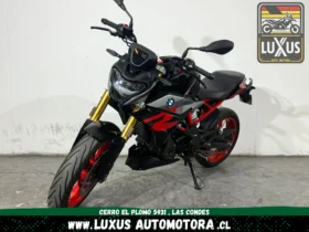 Alternative view of BMW G310 R 2025